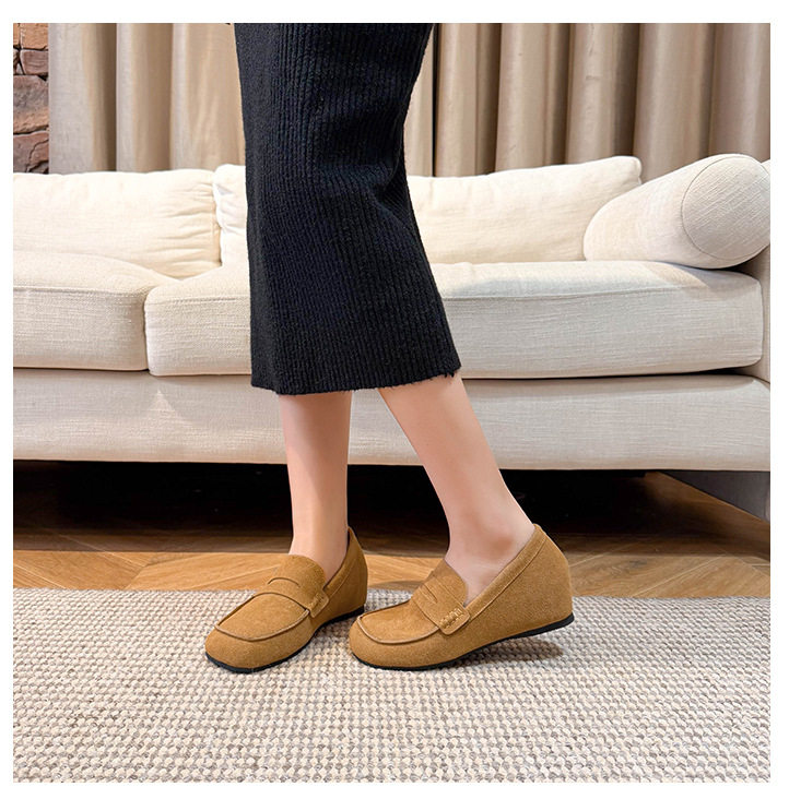 Giày nữ đế mềm tăng chiều cao 5 cm mũi tròn form rộng size lớn — Khaki (toàn dải), Màu mơ (toàn dải), nâu sẫm chi tiết 27