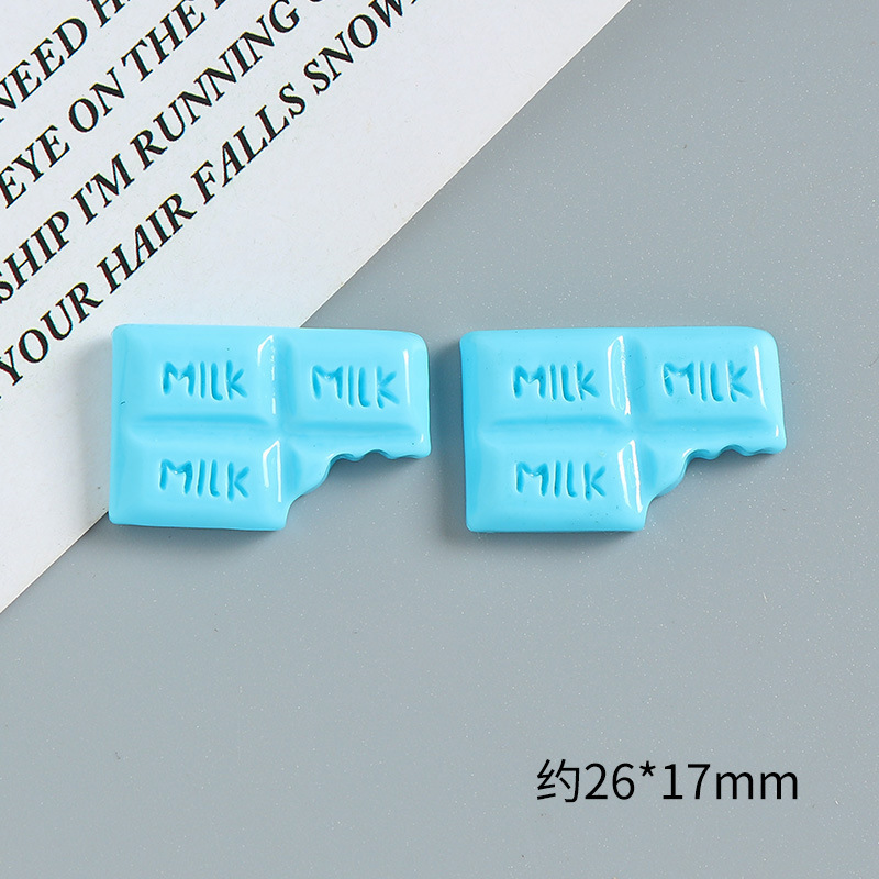 MLIKはチョコレート樹脂の部品をシミュレーションして食べて遊んでいます。|undefined
