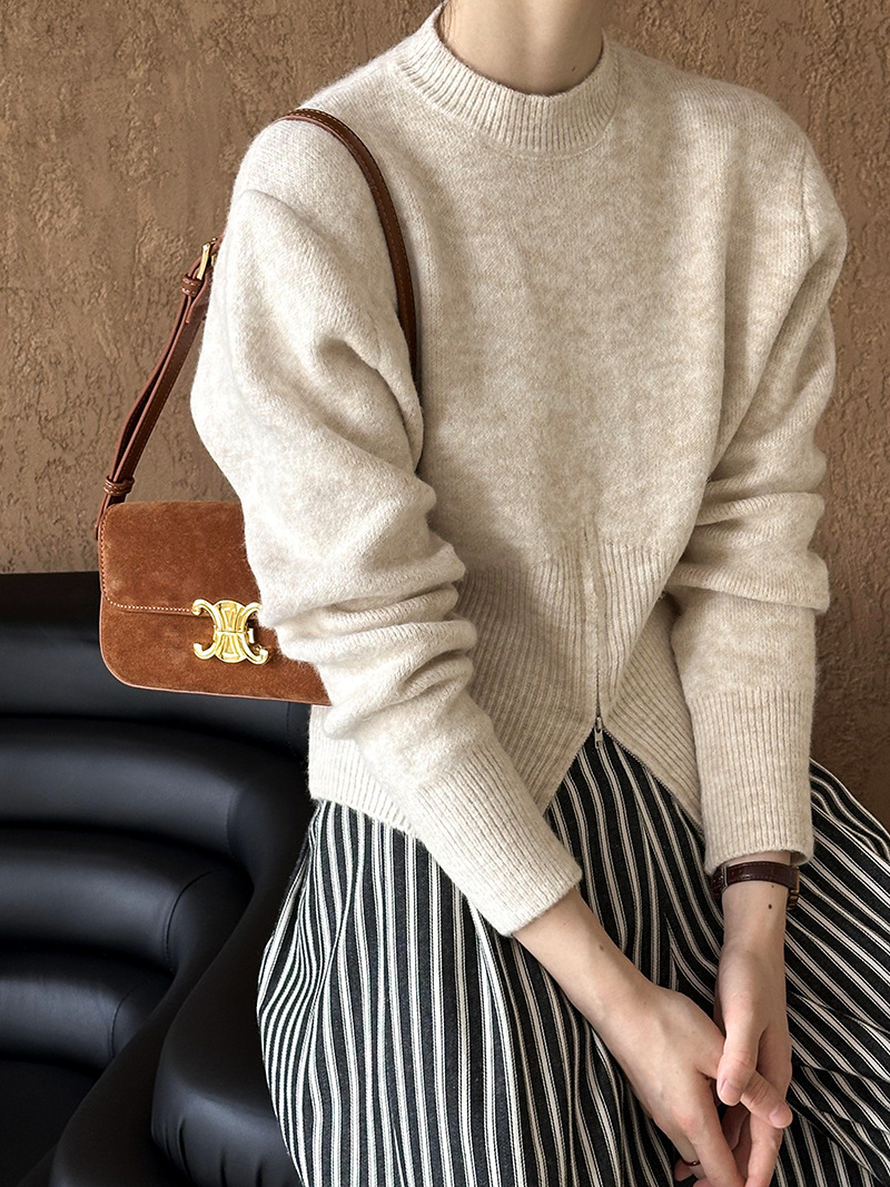 Juzhi 初秋の新作トップス韓国風ルーズハイエンドソフトワックスのような優しいルーズプルオーバーセーター 8638