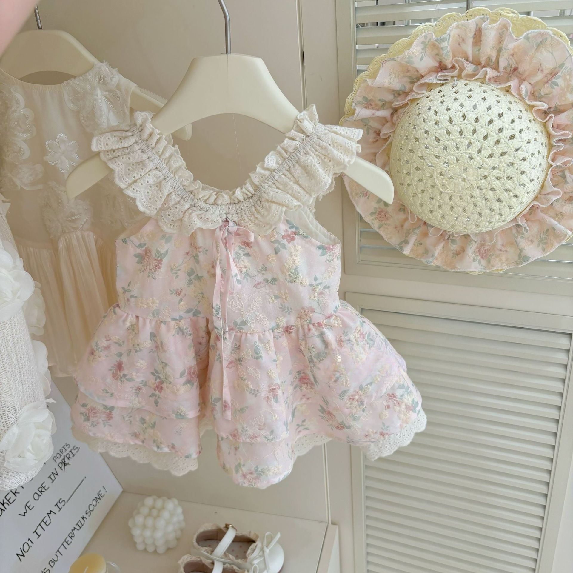 [Enviar sombrero] Nueva flor de cerezo Ling ~ Vestido de encaje floral suave con mangas pequeñas y dulces de verano para niñas