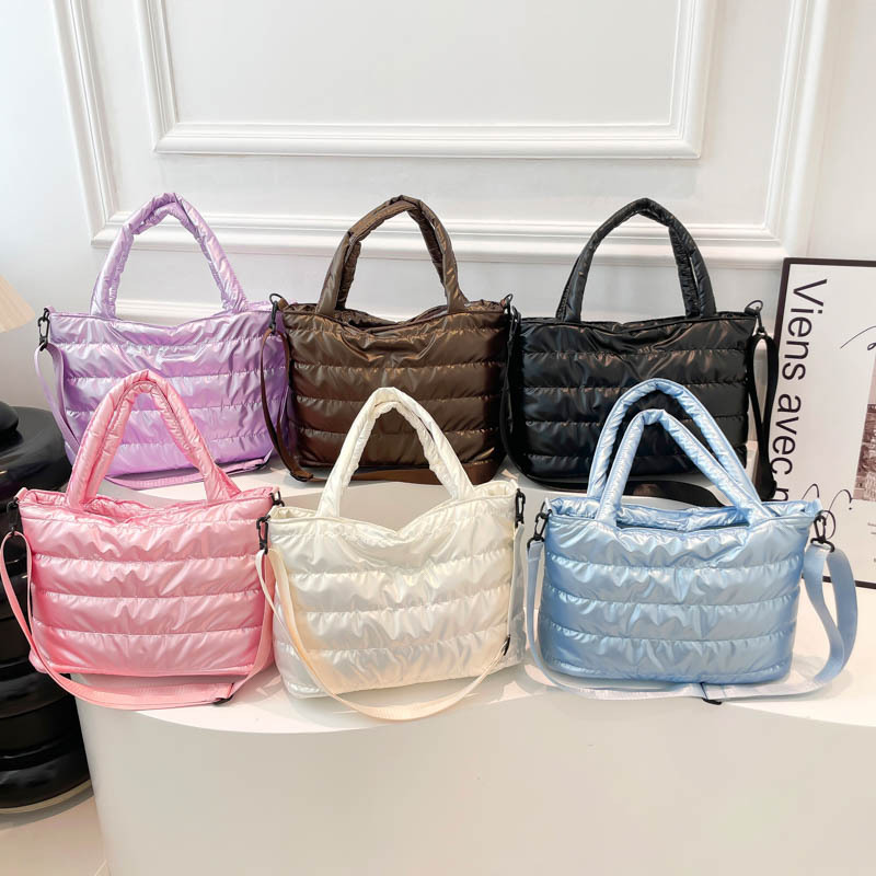 Nuevo bolso de plumón transfronterizo para mujeres bolso de hombro casual europeo y americano bolso de moda bolso de algodón ligero universal