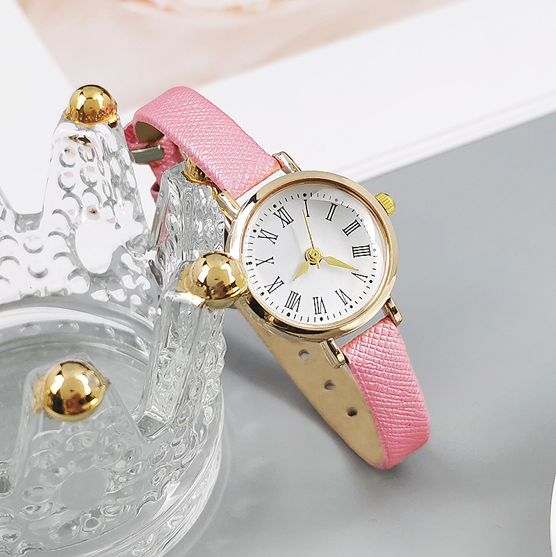 Orologio da donna al quarzo con cinturino in scala romana, semplice e casual, da donna_voghion.com