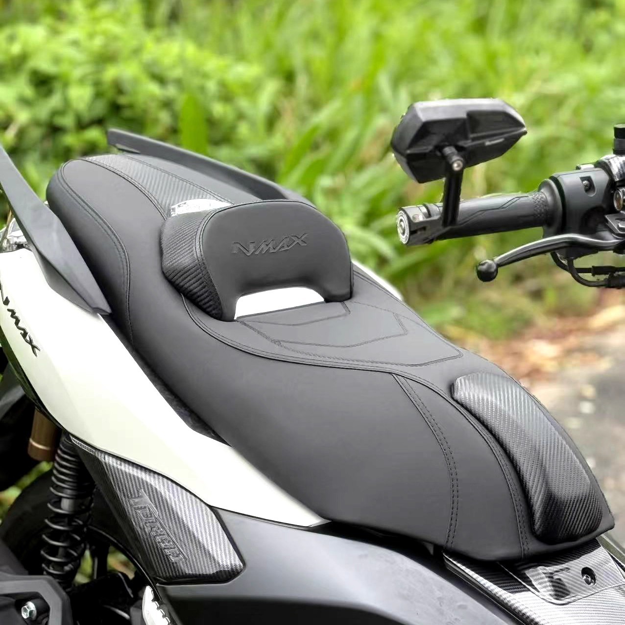 Suitable for 25-26 Yamaha Nmax155 Modified Seat Cushion, New Upgraded Indonesian Model with Backrest, Anti-Slip Seat Cushion