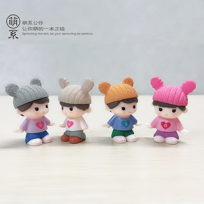 Cartoon Cute Couple Creative Doll Pvc Solid Material Micro Landscape Desktop Car Small Ornaments DIY Decorations