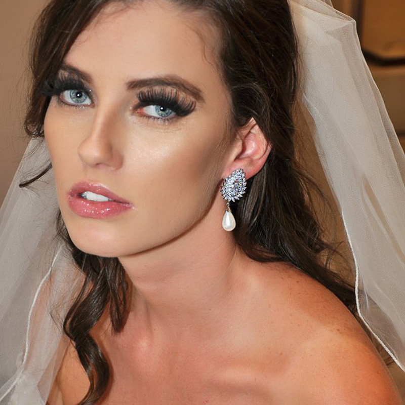 Cao Shis leichte Hochzeitsohrringe im Promi-Stil mit exquisiter Handwerkskunst, weibliche Perlen-Brautohrringe_voghion.com