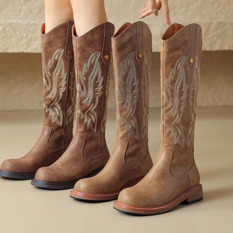 Embroidered V-Mouth ~ Western Cowboy Boots Women's 2025 Autumn and Winter New Rear Zipper Low Heel High Boots Retro Knight Boots Embroidered V-Mouth ~ Western Cowboy Boots Women's 2025 Autumn and Winter New Rear Zipper Low Heel High Boots Retro Knight Boots