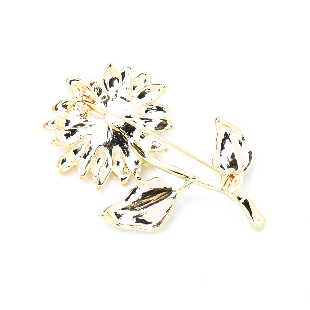 Van Gogh's Sunflower French Romantic Oil Dropping Enamel Glaze Flower Brooch Elegant Gold Plated Sunflower Pin Women
