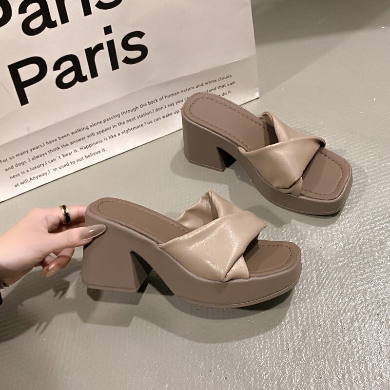 Elegant Wedding Guest Slippers 2026 Women's Shoes Retro Trendy Fashion Versatile Design Niche Elegant Wedding Guest Slippers 2026 Women's Shoes Retro Trendy Fashion Versatile Design Niche