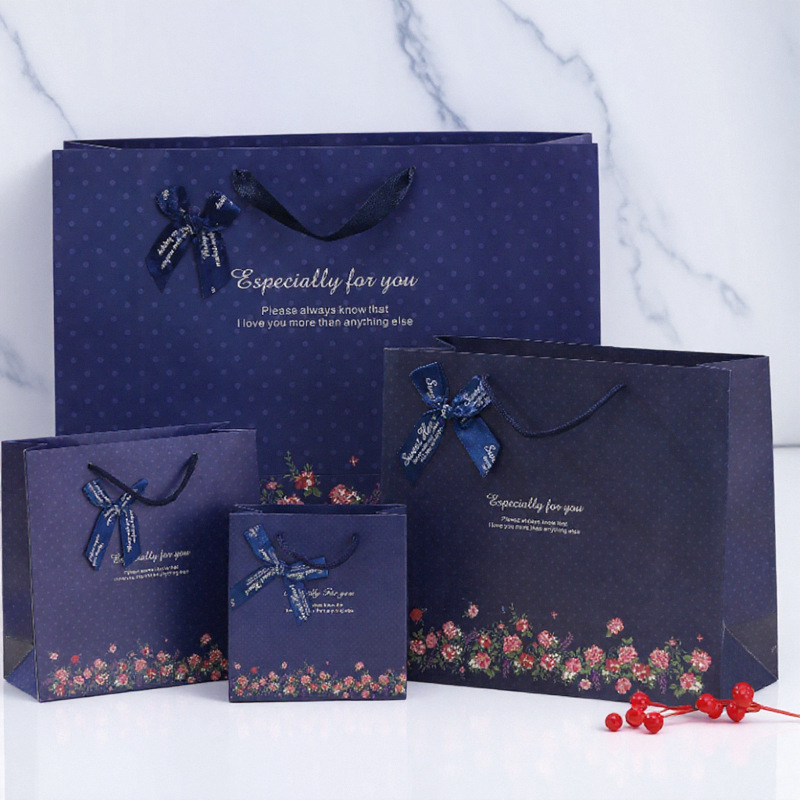 in stock wholesale high-end business small floral gift bag birthday cross-border packaging bag thickened gift tote bag