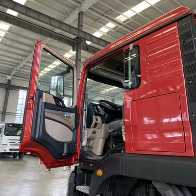 Yük maşınları truck, eight-wheel high-power soil