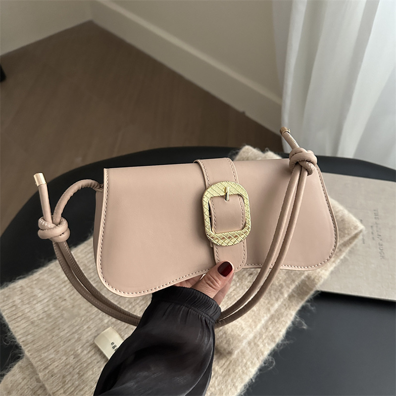 2024 nuevo diseño extranjero retro bolso de brazo de moda bolso de hombro casual bolso de tendencia de color sólido