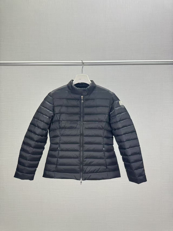 蒙家25ss M家新款Igelle短款收腰简约立领拉链闭合修身羽绒服外套|undefined