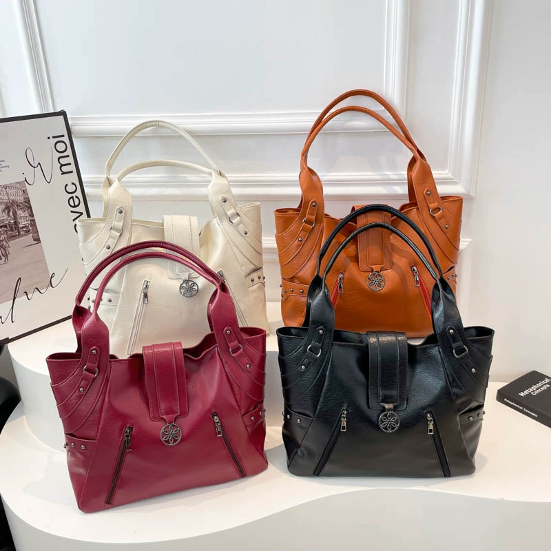 Fashionable handheld capacious high quality underarm bag, western style