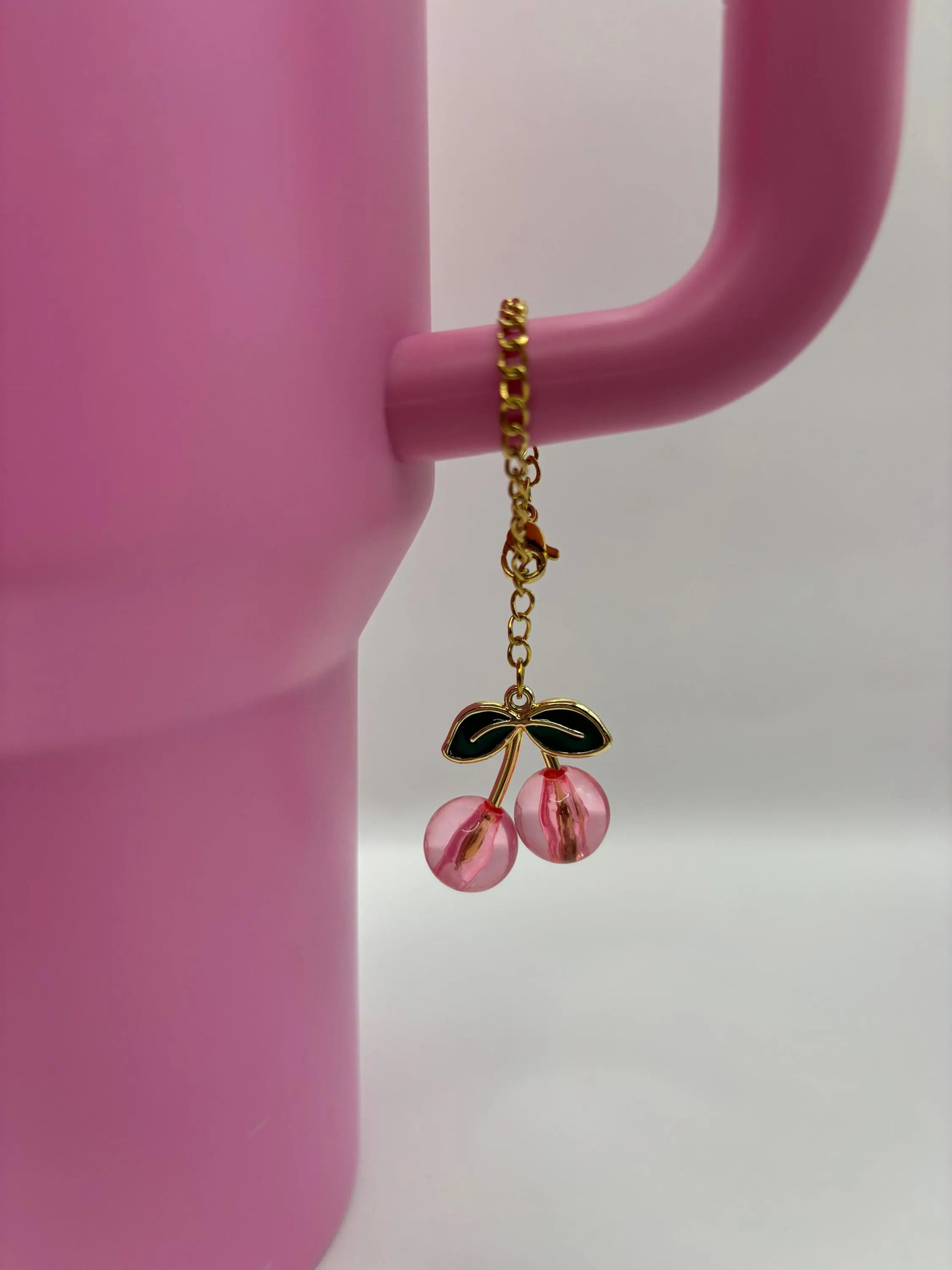 7g Weight Bag Charms Bag Accessories Type 1 Piece Quantity Holiday, Banquet, Selfie Occasion Acrylic Material Cherry Pattern Casual, Elegant, Lady Style 1 Piece Acrylic Cherry Bag Charms 4