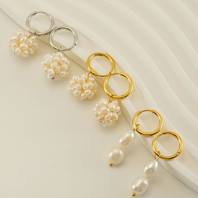 Europa y América de acero inoxidable 18 chapado en oro simple cercanías moda perla pendientes de acero de titanio diseño sentido ins estilo pendientes al por mayor