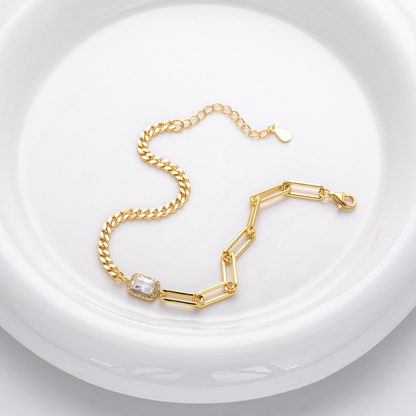 elegant fashionable small design square universal bracelet