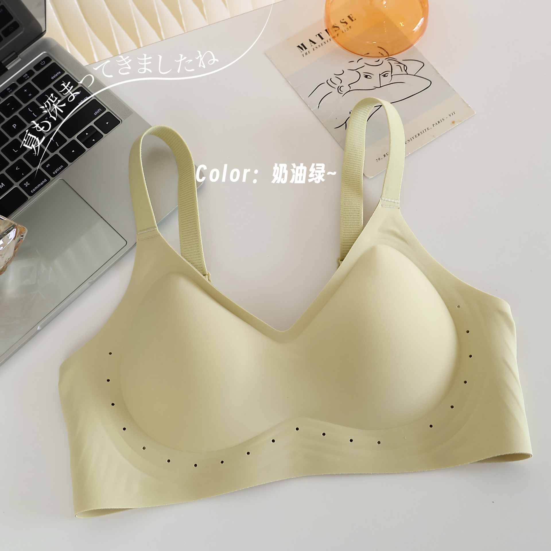 La nueva ropa interior integral 8099 ventilada y cómoda para protegerse de la caída se reúne sin marcas sin anillo de acero.