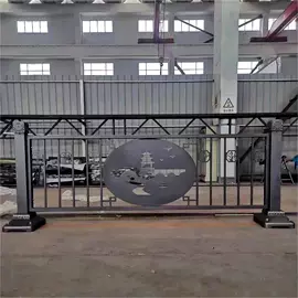 交通安全标识;防护栏;监控器支架