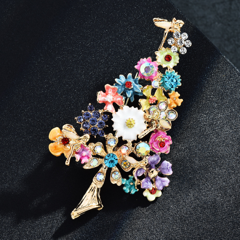 Factory wholesale enamel colorful exquisite rhinestone Christmas tree brooch neutral party casual office clothing accessories