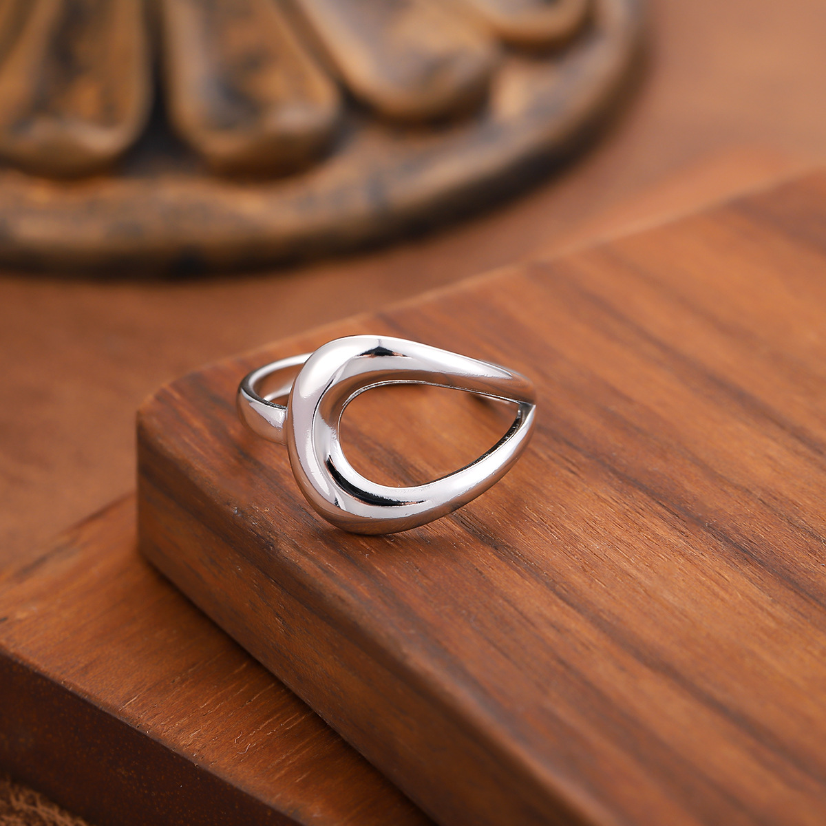 Simple, Refined And Mature Men’s Ring. Perfect For Daily, Commute And Casual Wear. Made Of Hypoallergenic, Tarnish-resistant Titanium Steel, Gentle O_voghion.com