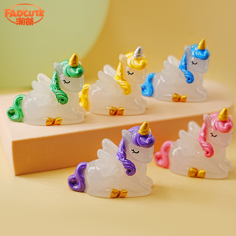 新款夜光独角兽创意居家办公桌面摆件树脂装饰品潮萌盲盒配件批发 3