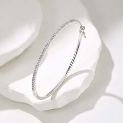 Pure silver S925 bracelet with micro-set zirconia half-circle single-row diamonds, delicate and minimalist, elegant and classic, perfect for a special occasion gift