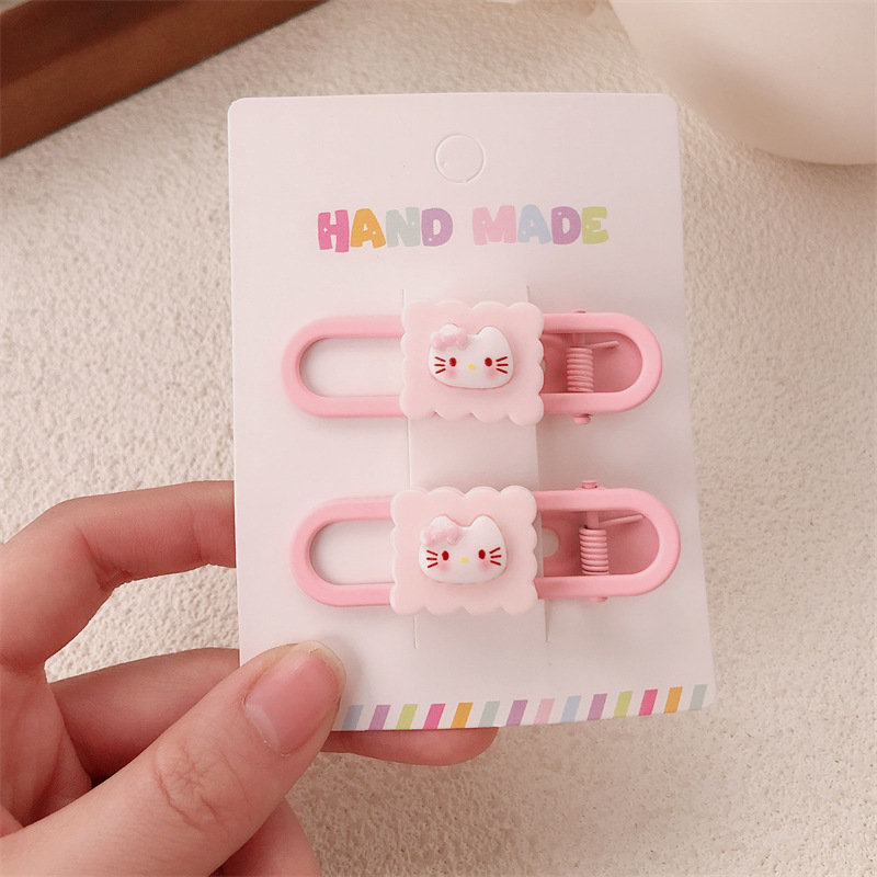 Cute gatito correa de correa