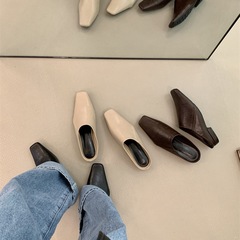 BULVJIは非常にシンプルな大衆の包頭半スリッパがだらだらしています。