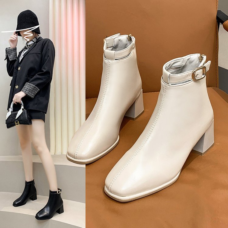Demi-season insulated white keep warm low boots square toe heels