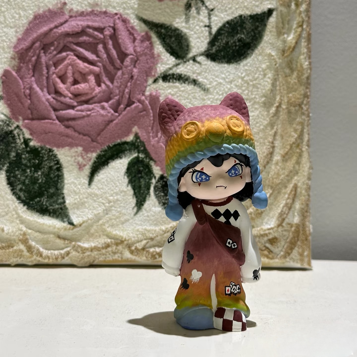 Muñeca de yeso de estilo explosivo al contado, embrión blanco, puesto pequeño del mercado nocturno, muñeca de yeso coloreada especial, centro comercial, exclusivamente para venta al por mayor