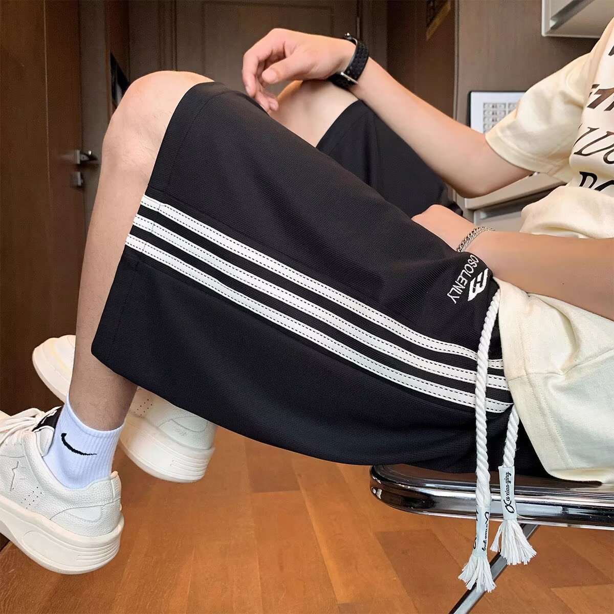 Men's Casual Sports Style Loose Striped Shorts Summer Trendy Versatile Fashion Comfortable Pants