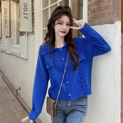 A new Japanese school-style, stylish and youthful knitted cardigan with a three-dimensional beaded floral sweater coat for women in the autumn of 2022 pic 12