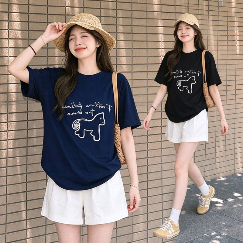 Maternity wear for summer, round neck cute little horse print short-sleeve T-shirt set, loose and slimming casual top two-piece set Maternity wear for summer, round neck cute little horse print short-sleeve T-shirt set, loose and slimming casual top two-piece set