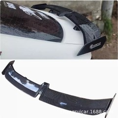 自動車通用尾翼三かご尾翼改造装飾部品の定風翼は穴を開けずに大きな尾翼の高い尾翼を貼り付けます。