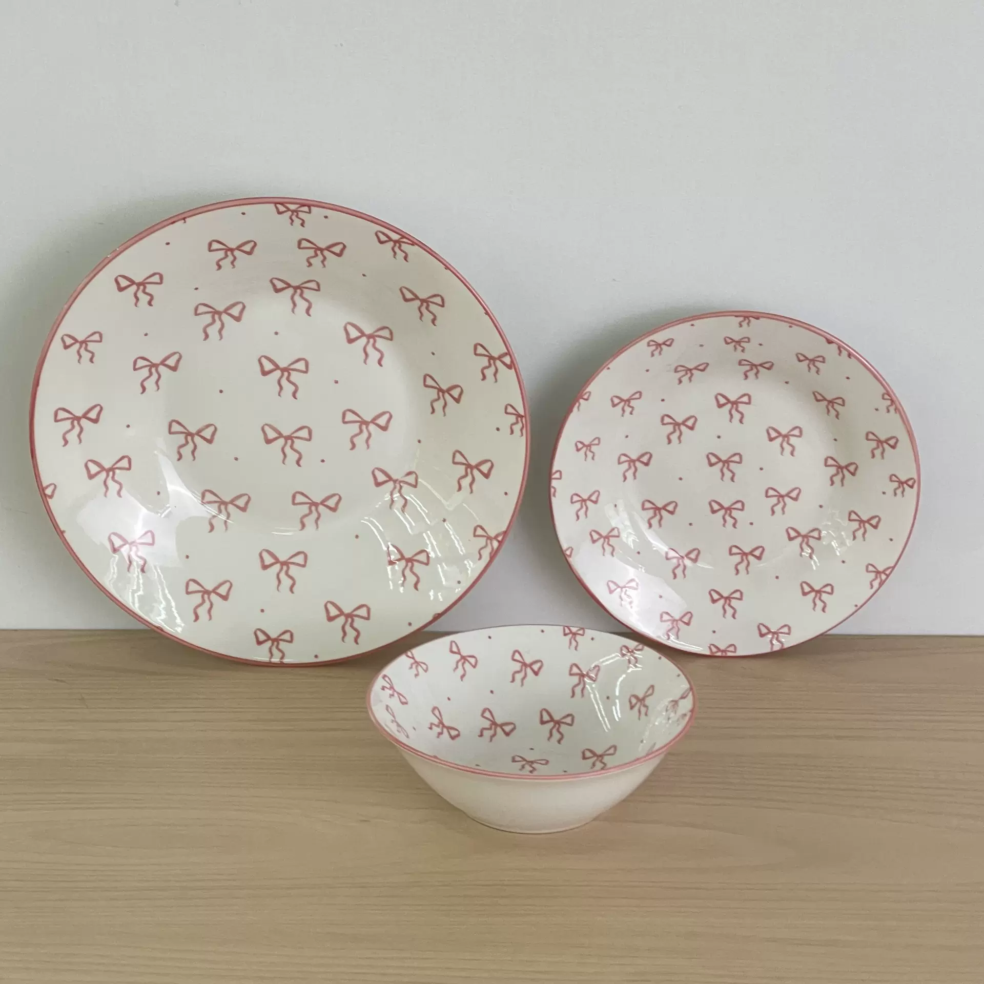 蝴蝶结碗碟盘18件套装家用陶瓷盘子斗碗饭碗精致餐具套装外贸出口