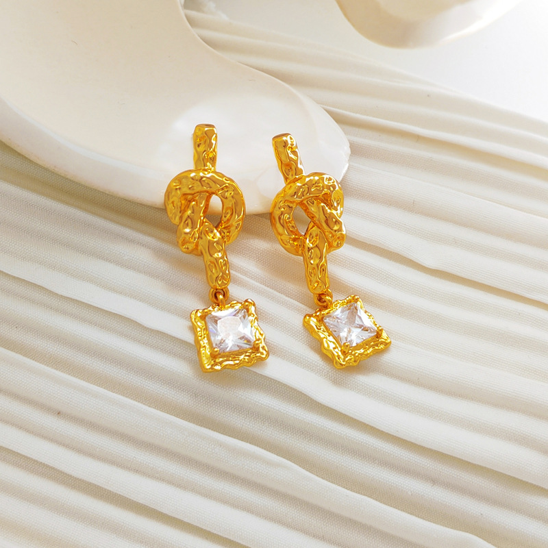 Simple Style Square Knot Copper Plating Hollow Out Inlay Zircon Drop Earrings 1 Pair