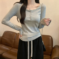蕾丝拼接纽扣设计长袖T恤女夏季2025新款内搭短款修身韩版上衣ins