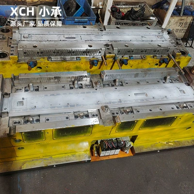 Avtomobil hissələri qəlibləri Abs Injection Mold Mold Opening