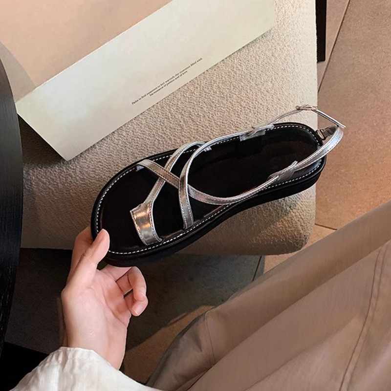 Madre de uva de verano nueva moda hebilla cruzada dedos de dedos nicho de estilo romano de vacaciones sandalias de suela gruesa para mujeres