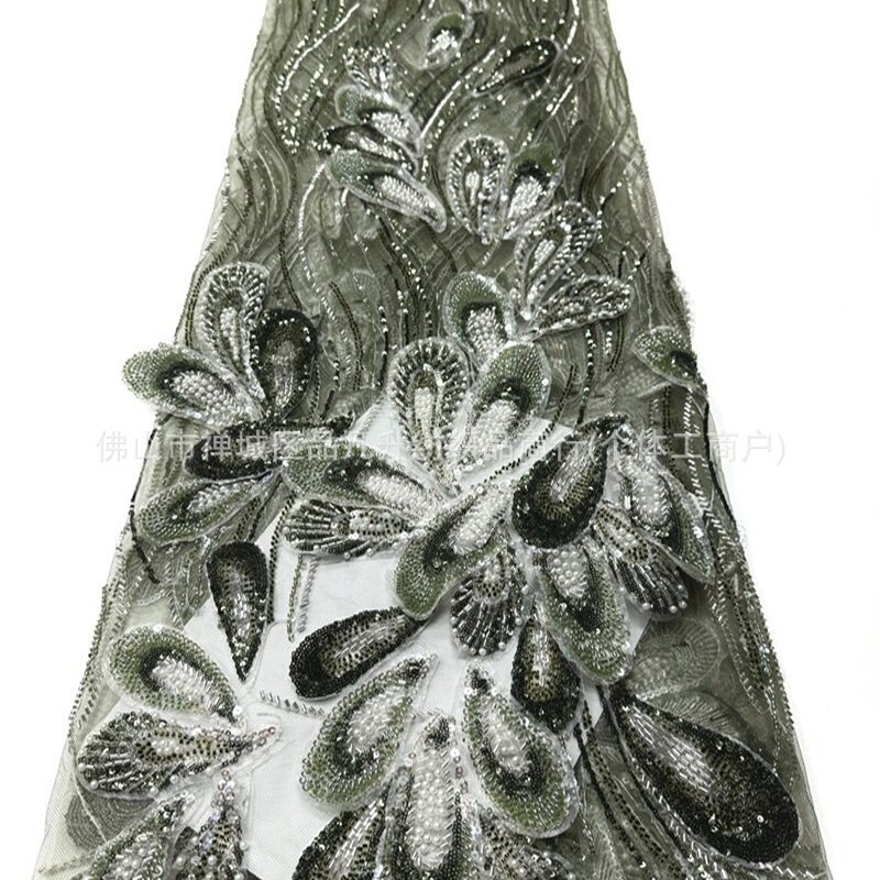 Peacock pluma bordada a mano tela de malla de perlas tamaño de perla pieza de tubo mezcla costura ligera de lujo banquete anfitrión vestido de tela image 4
