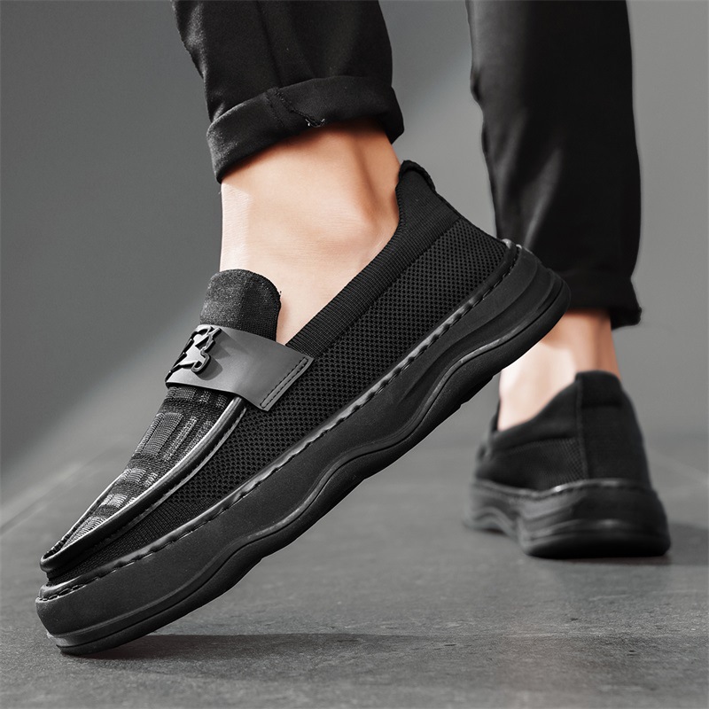 Zapatos casuales de negocios de nuevo estilo de verano, malla, transpirable y cómodo, suela gruesa, zapatos perezosos de conducción para hombres al aire libre