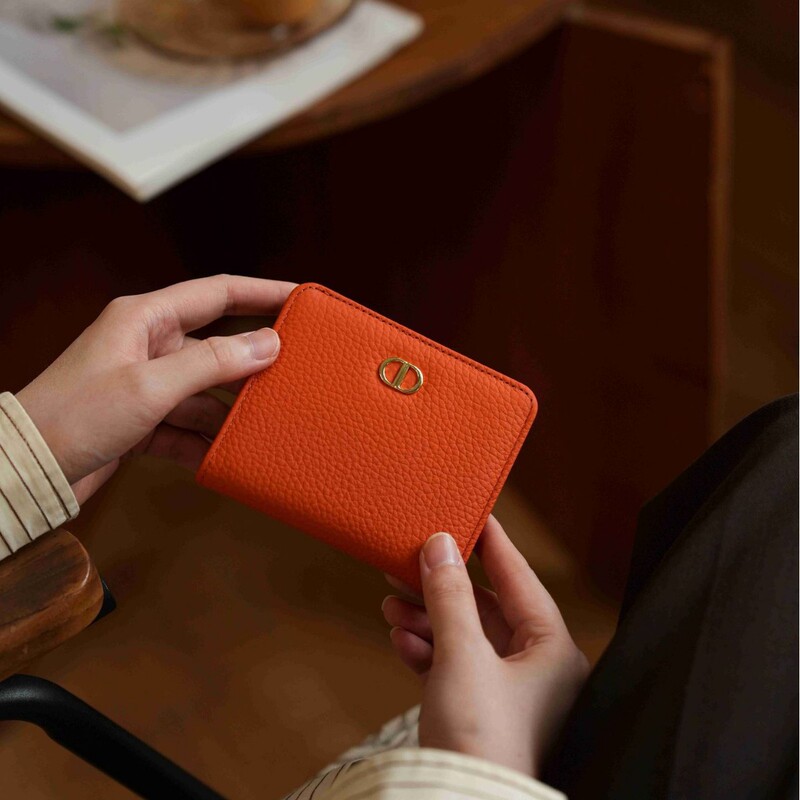 Direct from the manufacturer: Women's short genuine leather wallet, compact card holder, integrated coin purse, portable and unique design for ladies Direct from the manufacturer: Women's short genuine leather wallet, compact card holder, integrated coin purse, portable and unique design for ladies