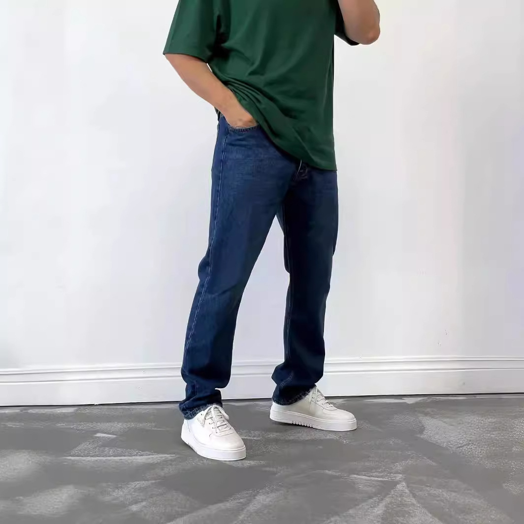 Jeans ajustados para hombre