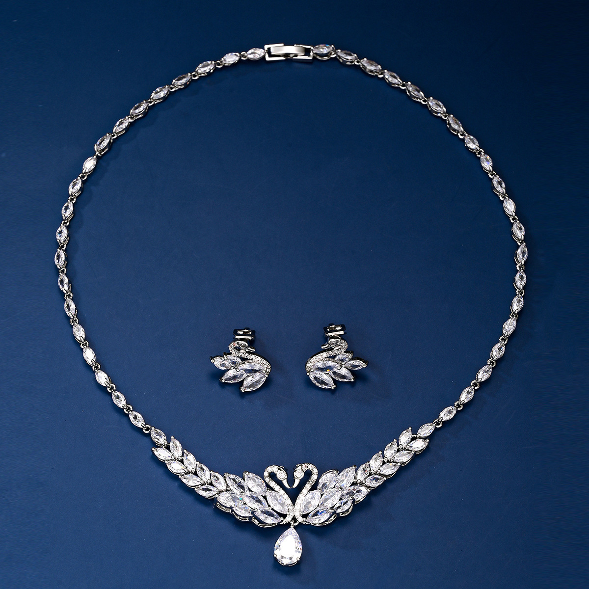 2023新型韓国版ジルコン白鳥花嫁ネックレスイヤリングセットウェディングドレスアクセサリーイヤリングセット