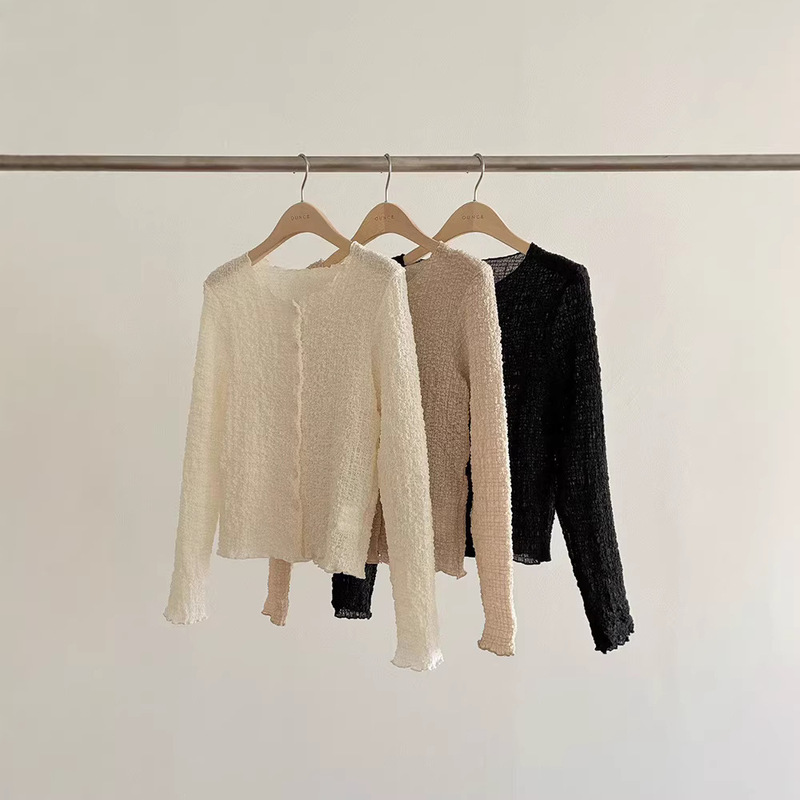 In-Stock Round-Neck Pleated Button-Up Cardigan for Women, Spring Season, Textured Ruffle Edge, Slim-Fit Short Top
