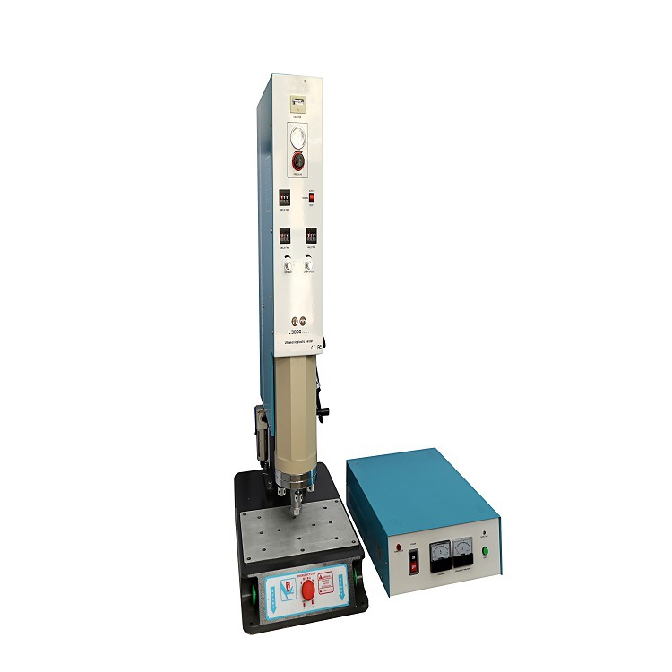 供应U盘、电子件焊接机，超声波焊接机