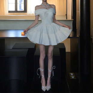 ��ʽ���|���º��sһ�ּ��B��ȹŮ�ļ����|С���������@�ݹ�����ȹ