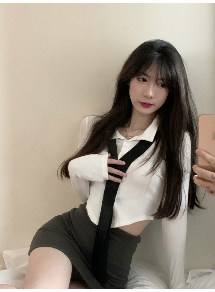 3_1046001355195416576