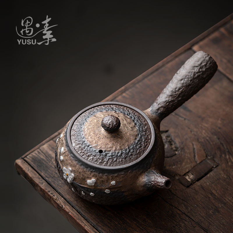 Chinese-Style Coarse Pottery Teapot with Side Handle, Household Hand-Held Teapot, Vintage Ceramic Kung Fu Tea Set, Single Teapot, Imitation Wood-Fired Chinese-Style Coarse Pottery Teapot with Side Handle, Household Hand-Held Teapot, Vintage Ceramic Kung Fu Tea Set, Single Teapot, Imitation Wood-Fired