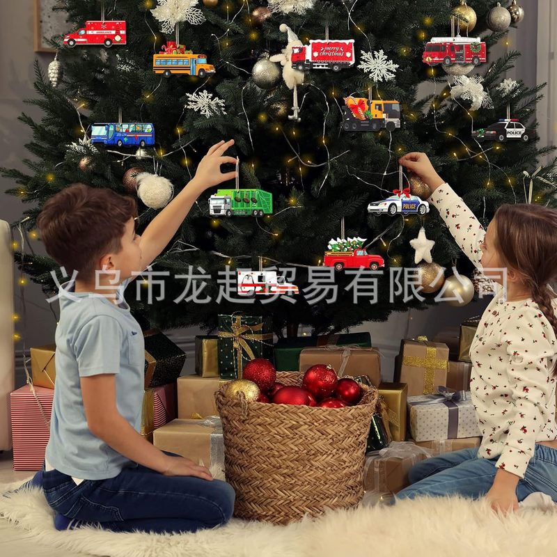 アマゾン36個クリスマスツリー車両交通テーマ自動車ペンダントクリスマス木製ペンダントセット家庭装飾|undefined